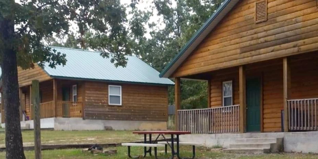 Cabin Rentals American Cabins at Lake Eufaula, Oklahoma